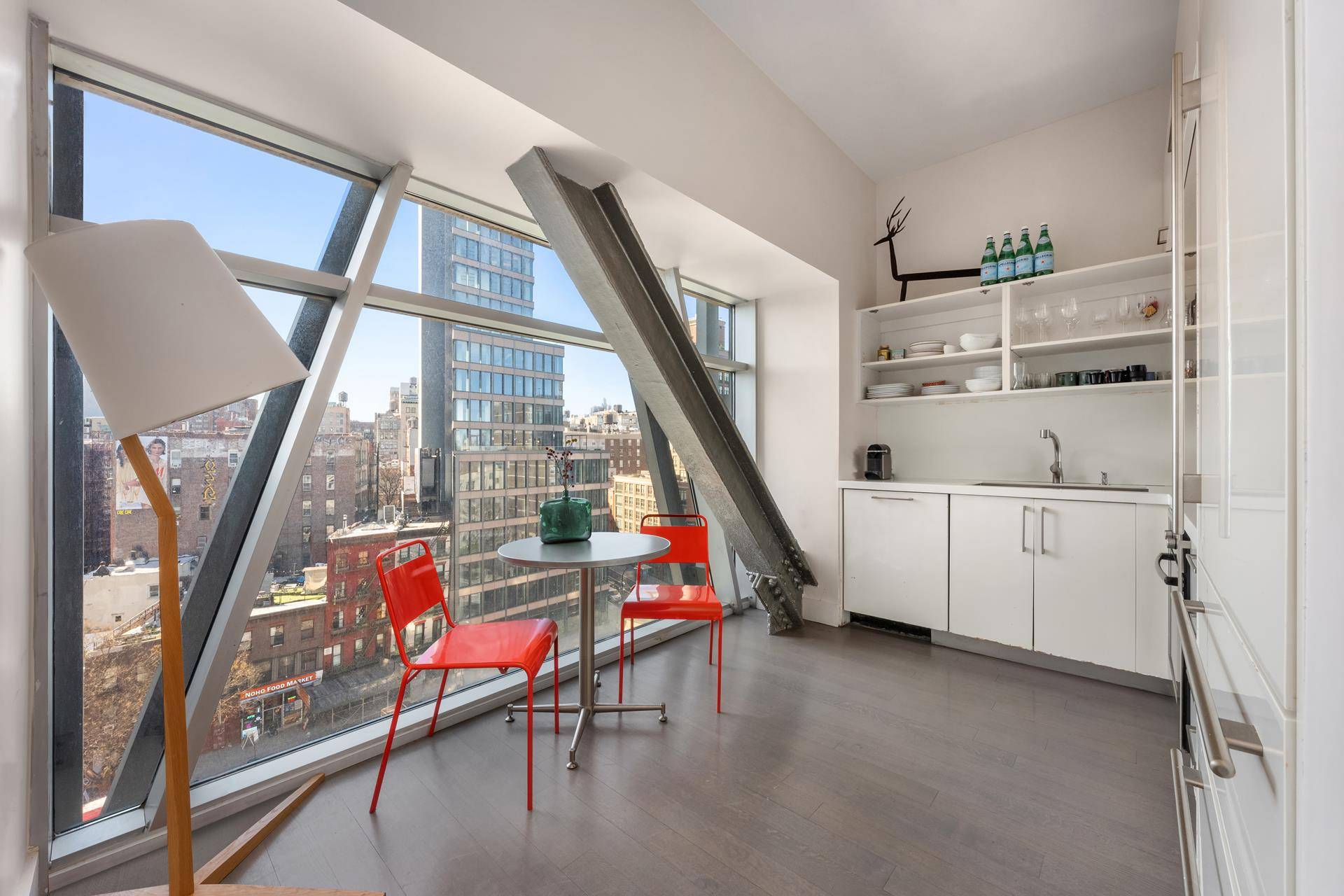 Manhattan, NY 10003,52 E 4TH Street #7
