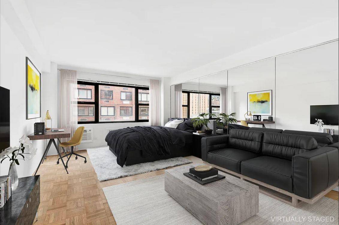 Manhattan, NY 10022,335 E 51ST Street #8B