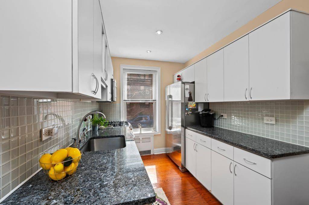 Brooklyn, NY 11209,9437 Shore Road #A1