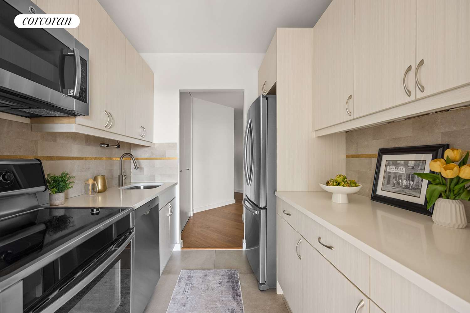 Manhattan, NY 10017,240 E 47TH Street #37C