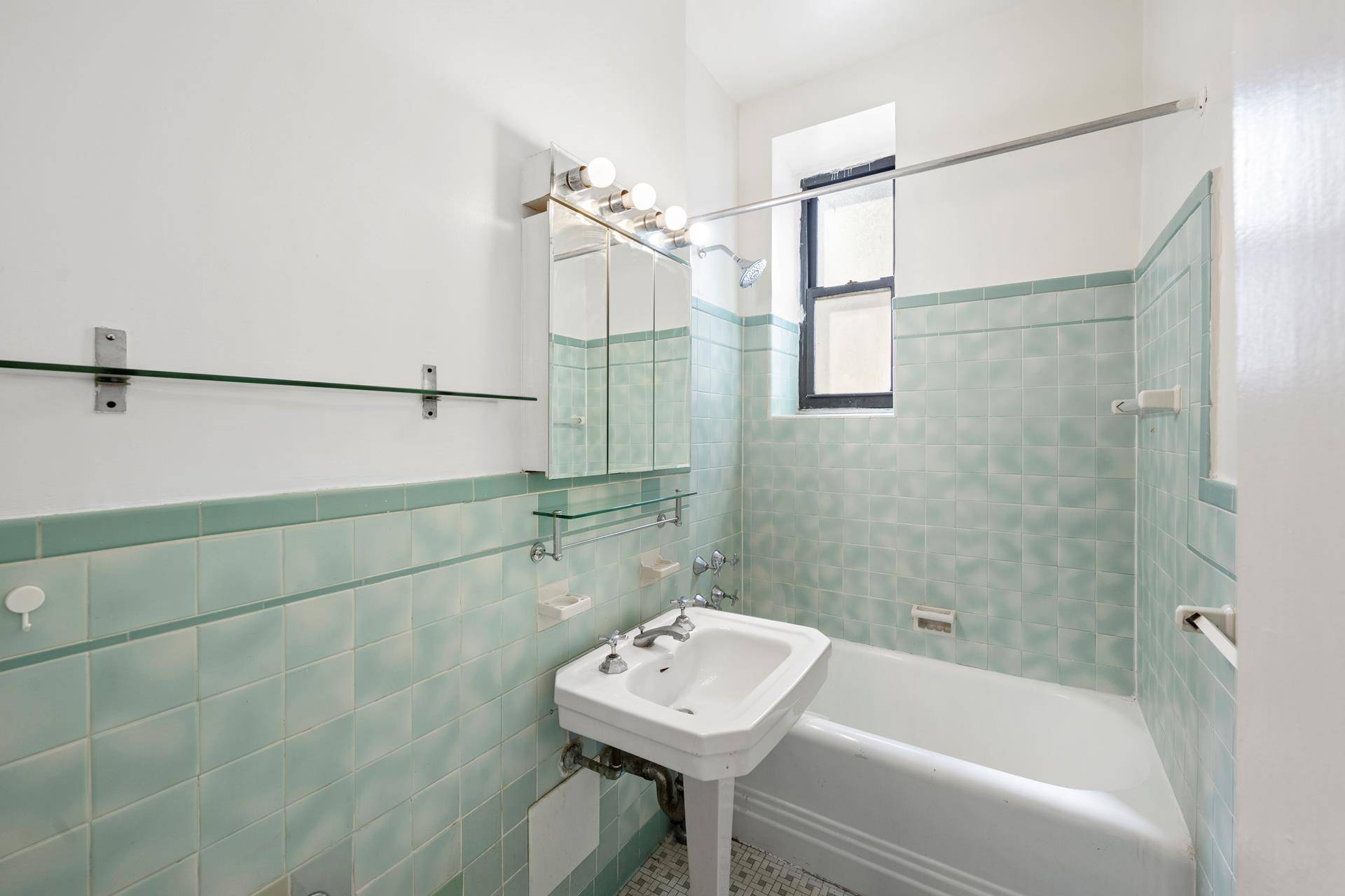 Manhattan, NY 10024,401 W END Avenue #2C