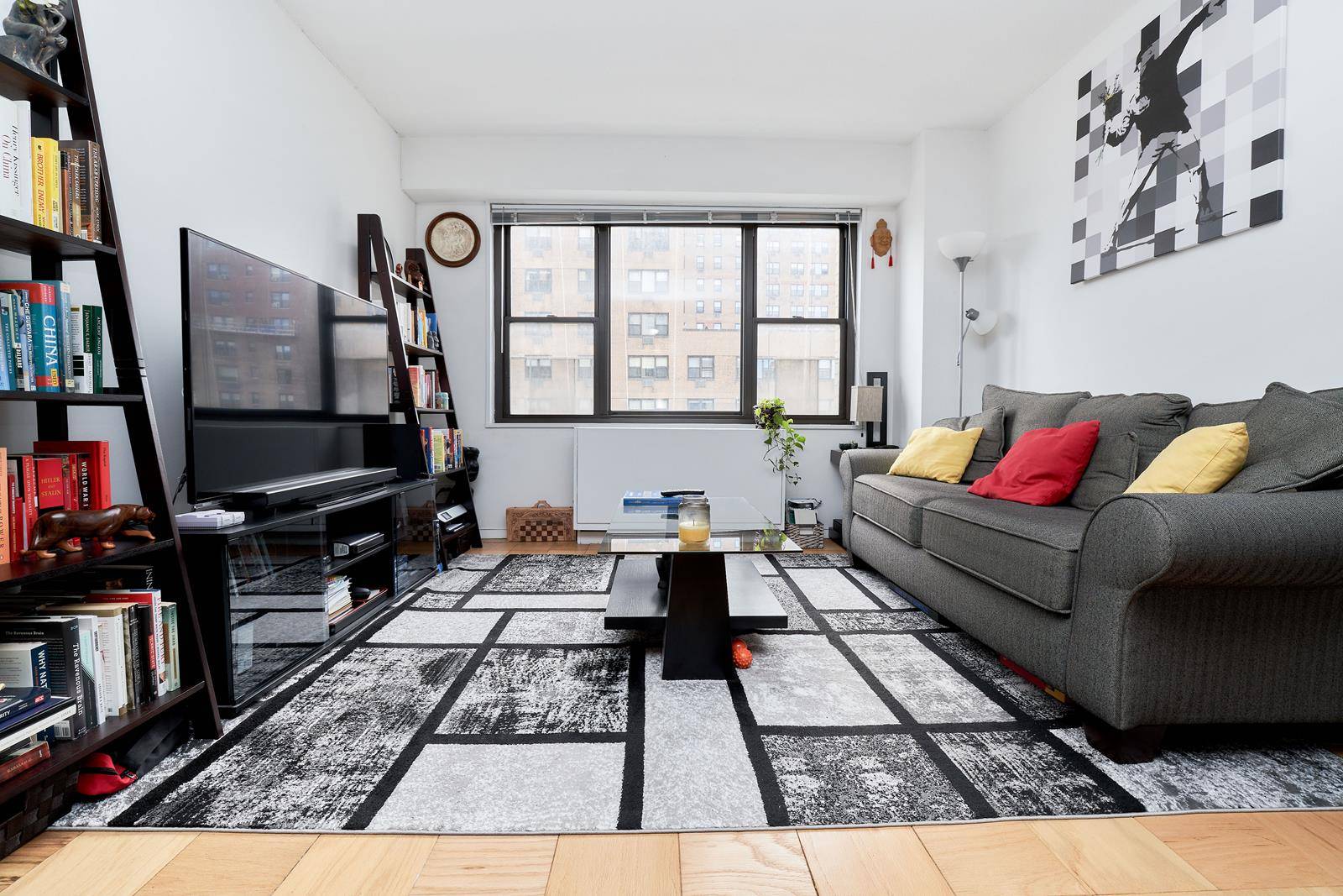 Manhattan, NY 10075,345 E 80th Street #10-H