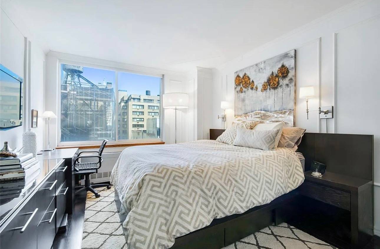 Manhattan, NY 10011,22 W 15TH Street #8D