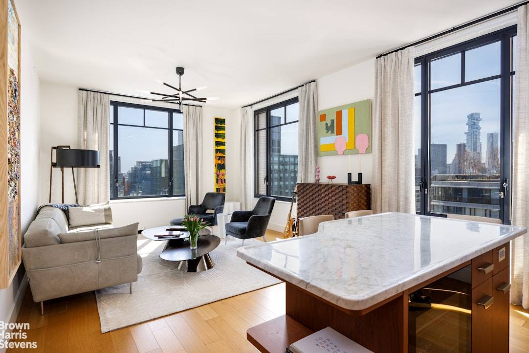 Manhattan, NY 11369,110 CHARLTON Street #25D