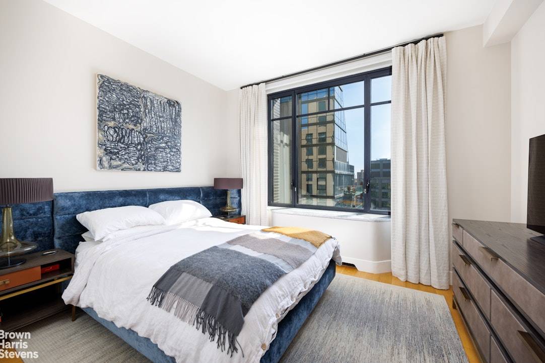 Manhattan, NY 11369,110 CHARLTON Street #25D