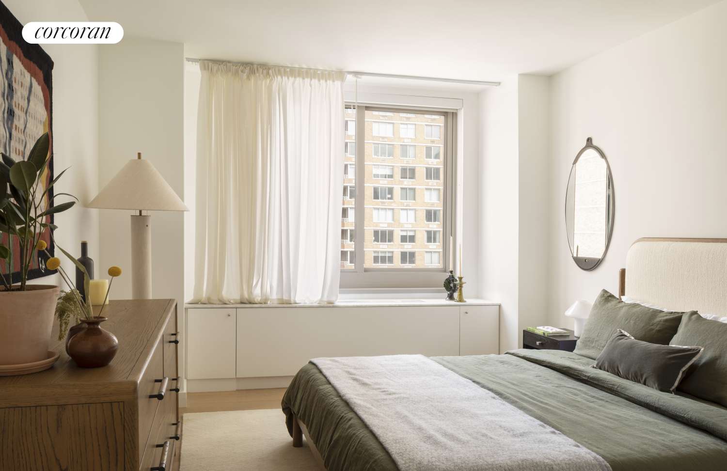 Manhattan, NY 10017,234 E 46TH Street #1204