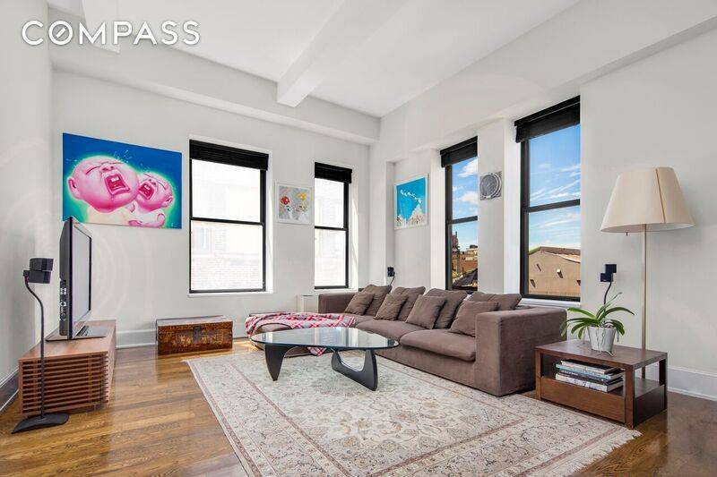 Manhattan, NY 10010,260 Park Avenue S #12F