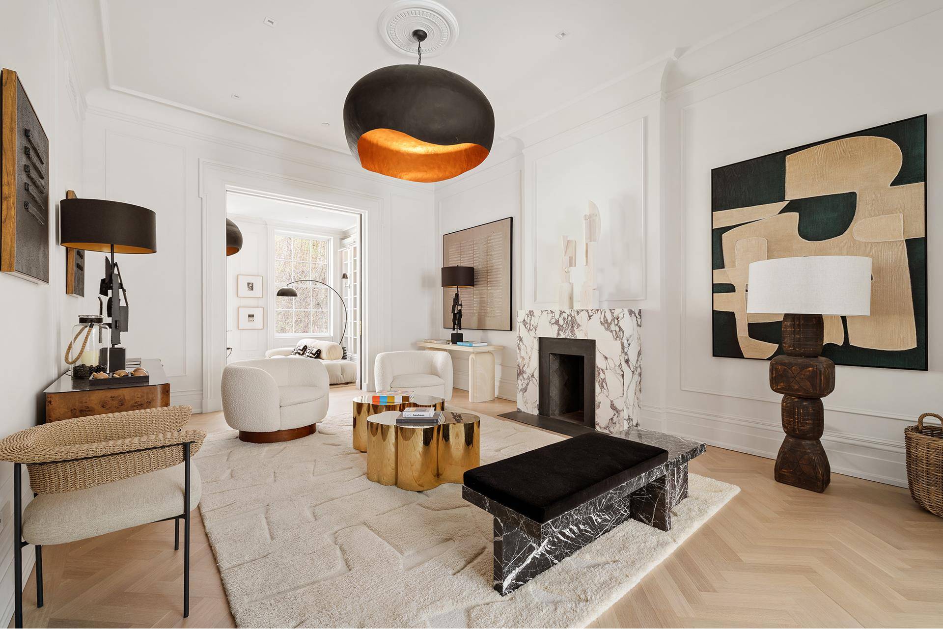 Manhattan, NY 10011,127 W 11TH Street