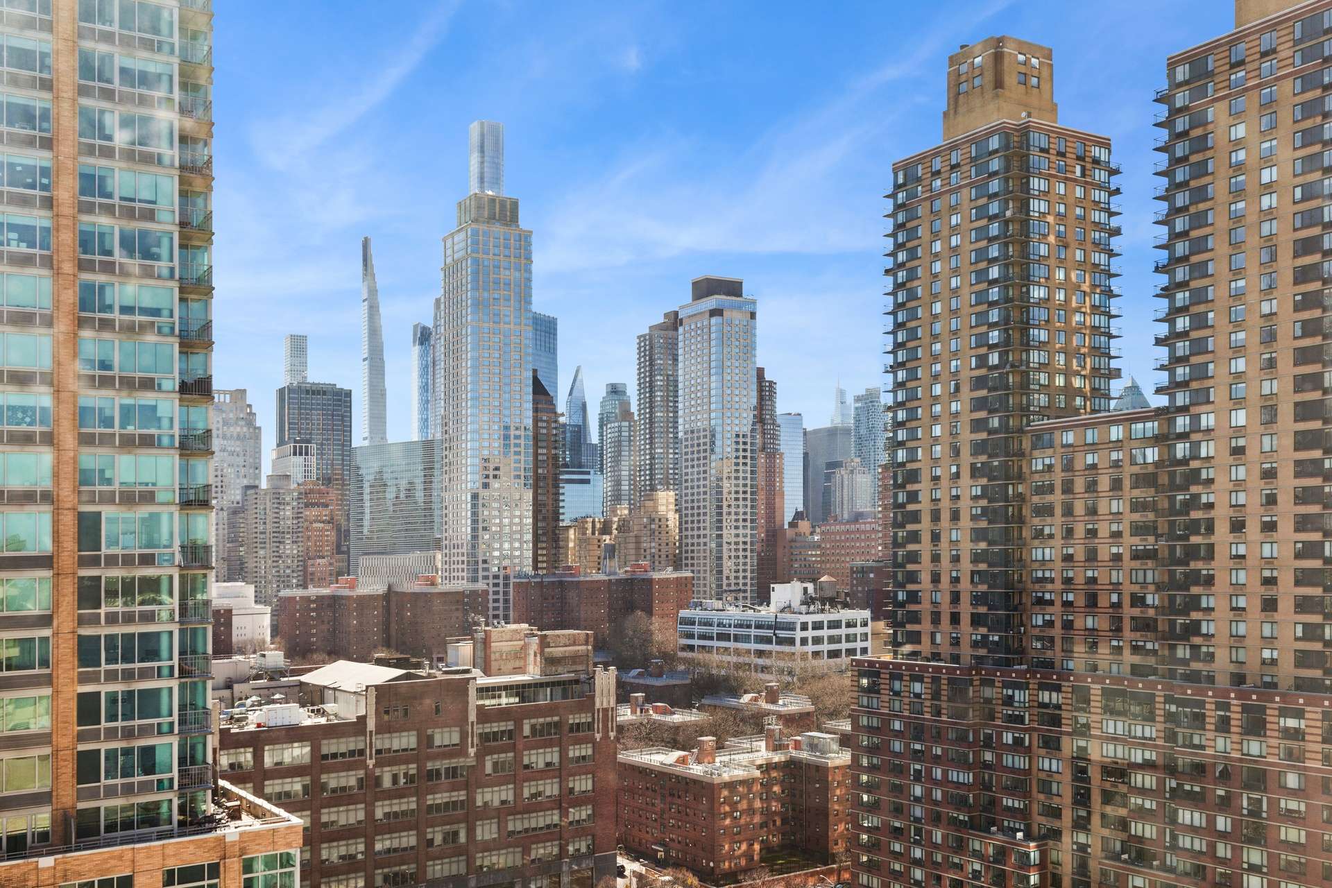 Manhattan, NY 10069,100 Riverside Boulevard #20-H
