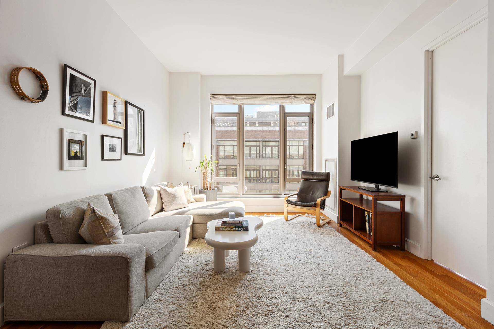 Brooklyn, NY 11216,315 GATES Avenue #5C
