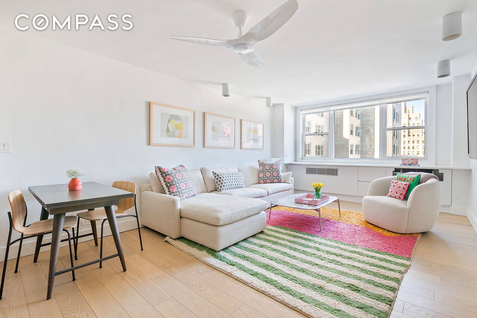 Manhattan, NY 10011,77 7th Avenue #15S