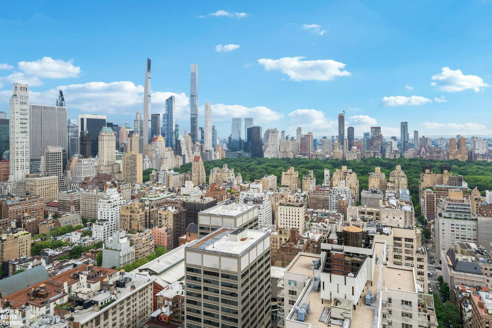 Manhattan, NY 10021,200 E 69TH Street #42A