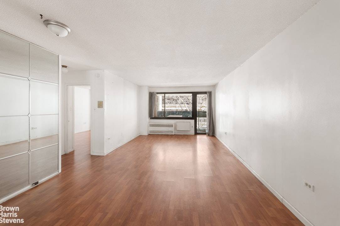 Manhattan, NY 10038,90 GOLD Street #3E