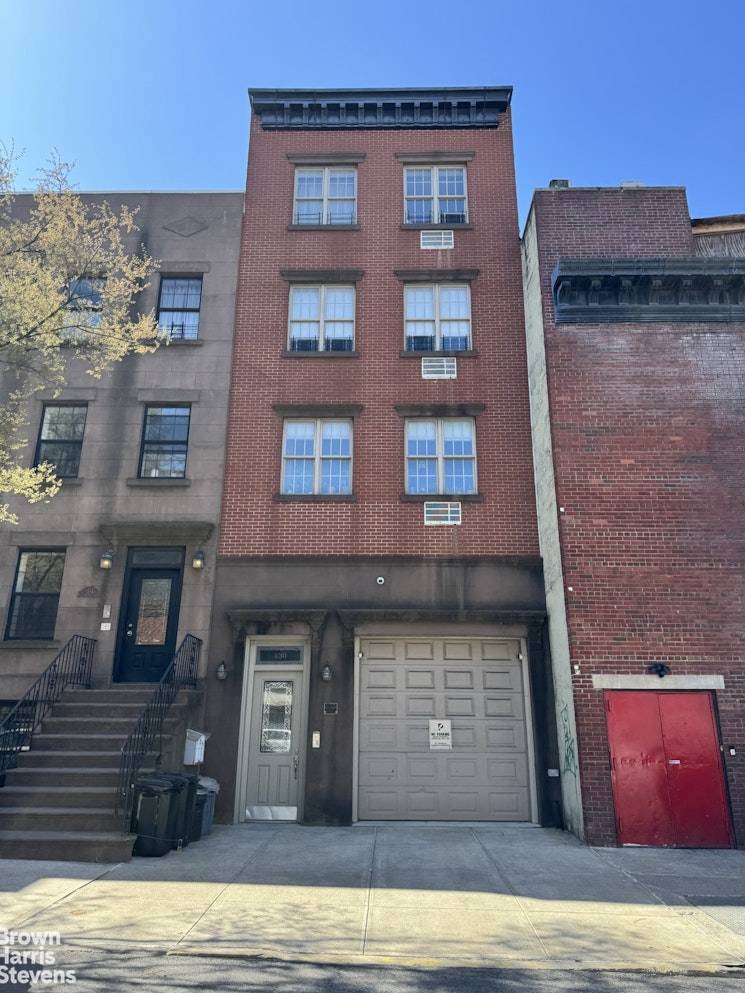 Brooklyn, NY 11231,130 DEGRAW Street