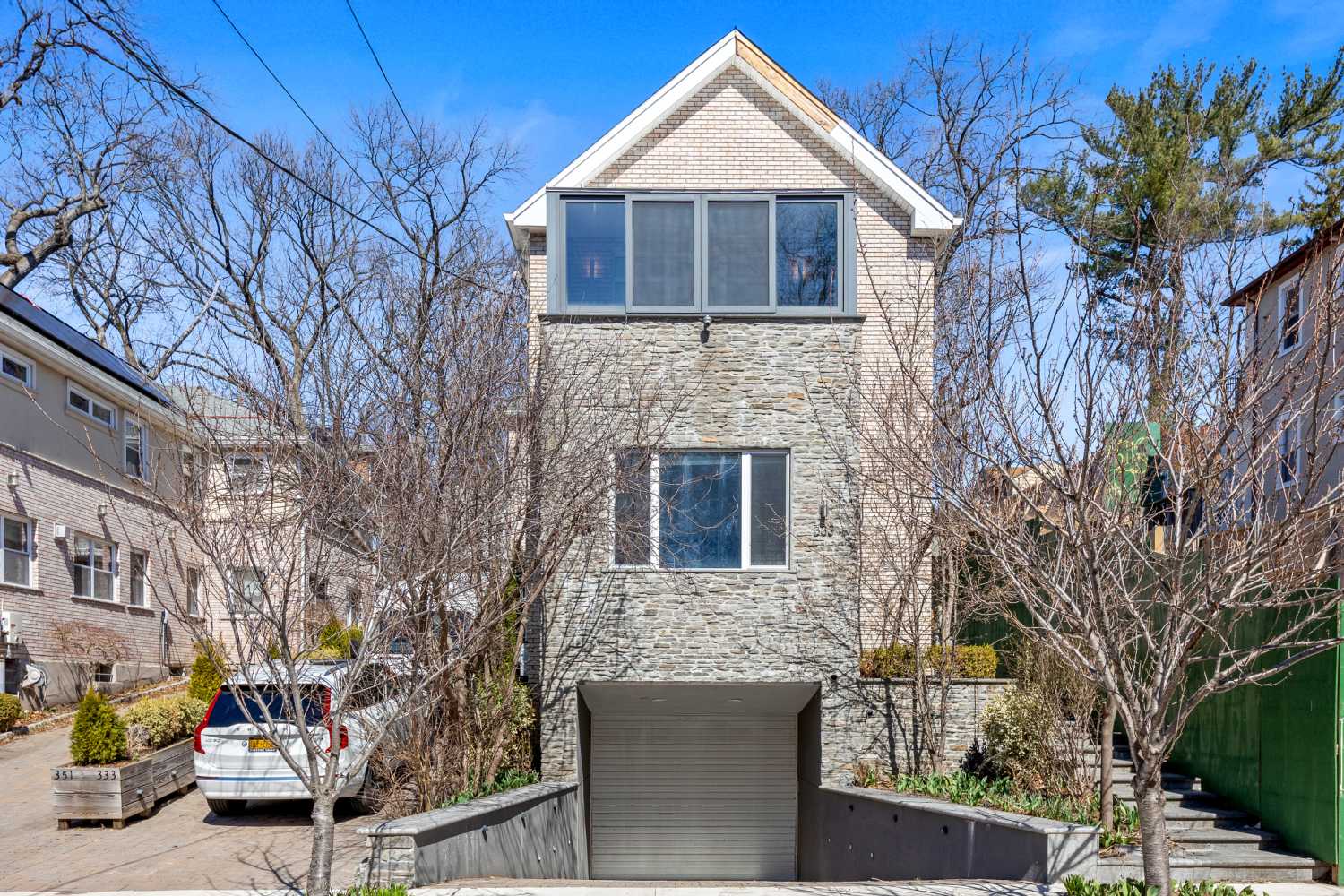 Bronx, NY 10471,333 W 262ND Street