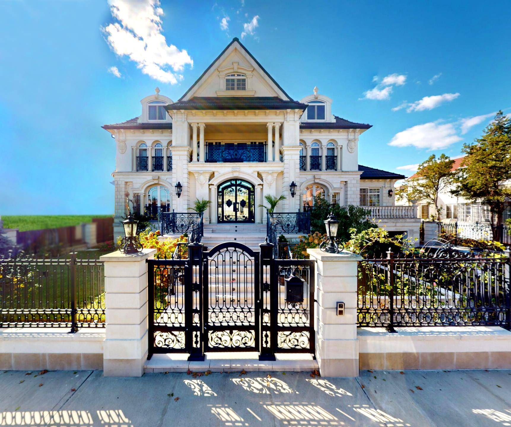 Brooklyn, NY 11235,176 Irwin Street