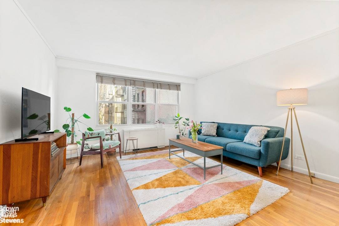 Manhattan, NY 10021,363 E 76TH Street #6G
