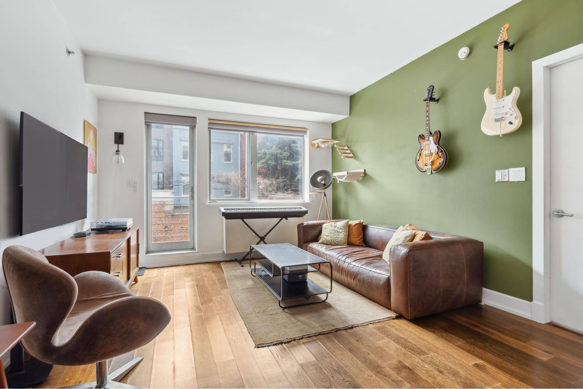 Brooklyn, NY 11211,100 MASPETH Avenue #2J