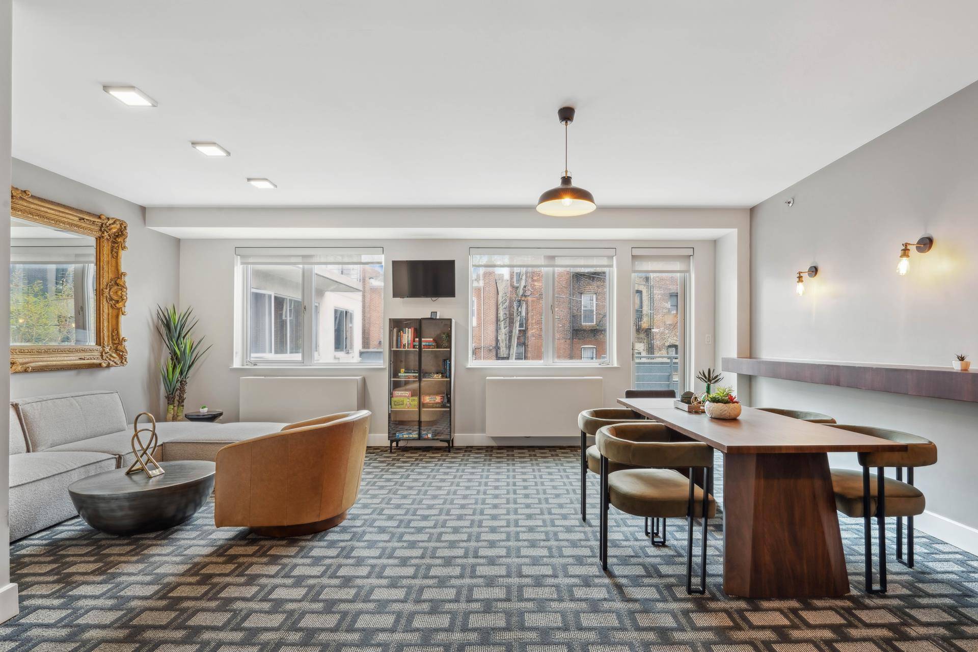 Brooklyn, NY 11211,100 MASPETH Avenue #2J