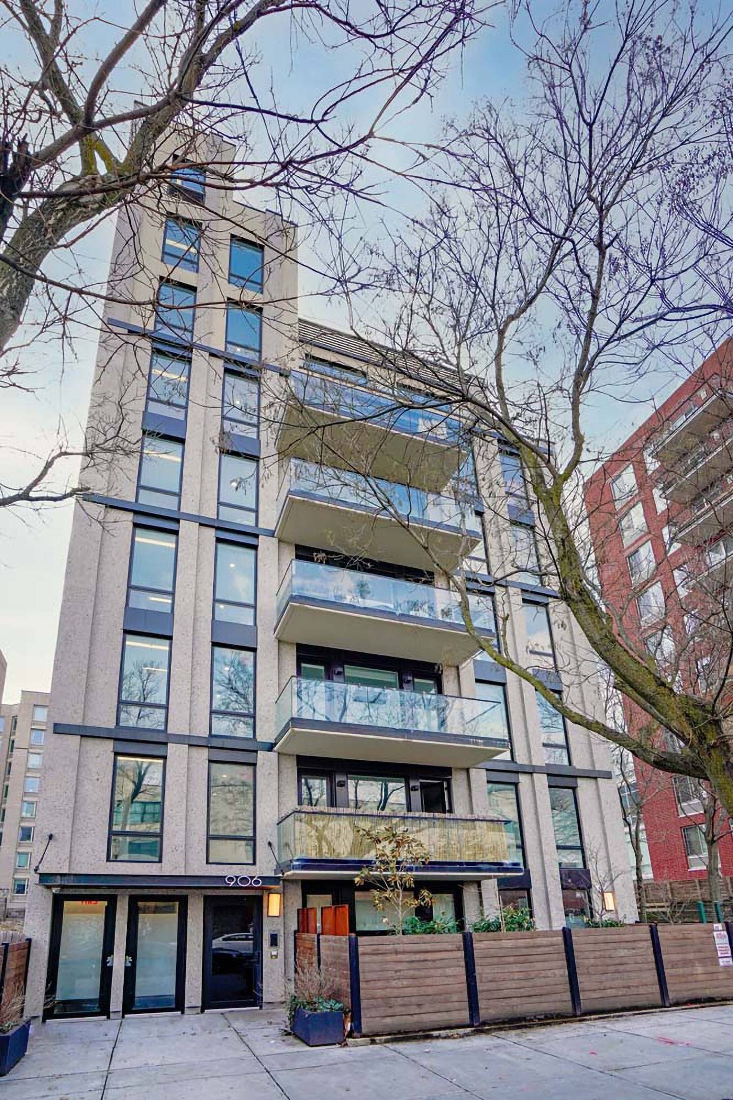 Brooklyn, NY 11238,906 Bergen Street #5B