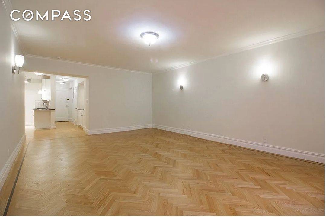 Manhattan, NY 10022,330 E 58th Street #3G