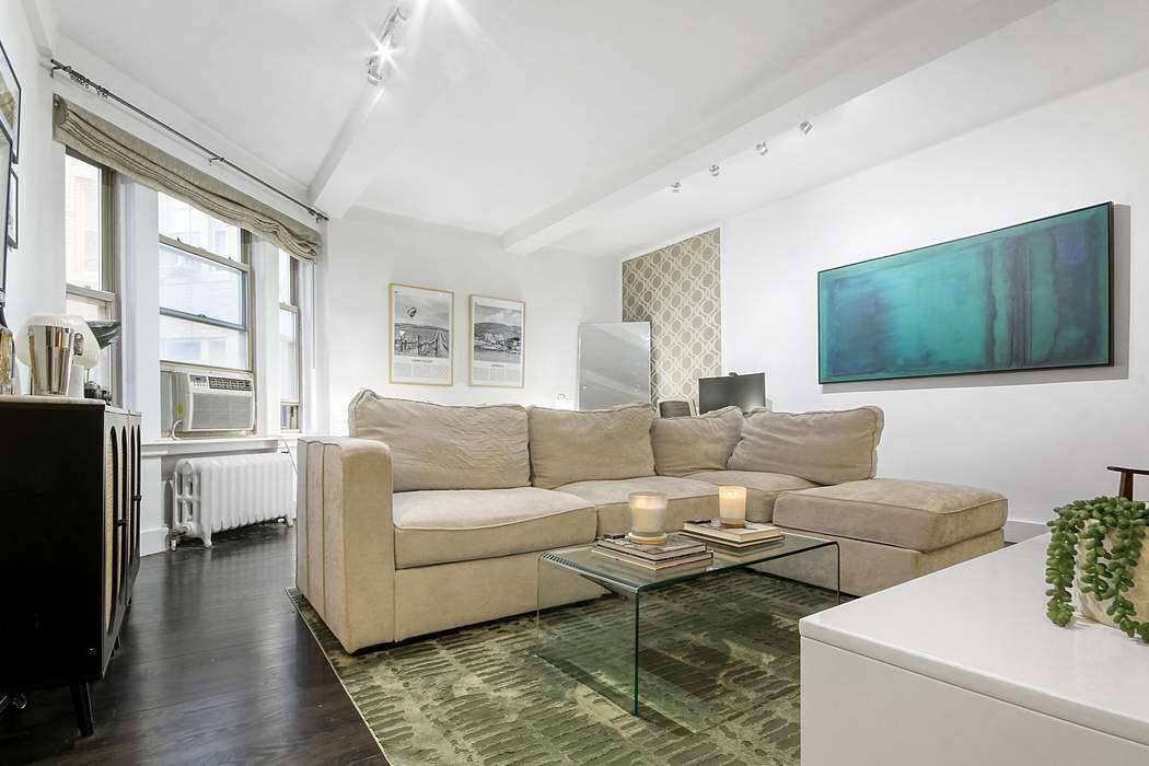 Manhattan, NY 10011,24 Fifth Avenue #1122