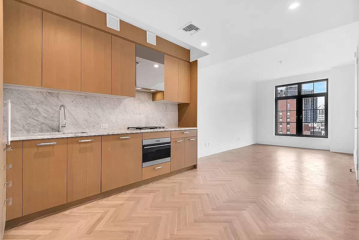 Manhattan, NY 10027,300 W 122ND Street #8E