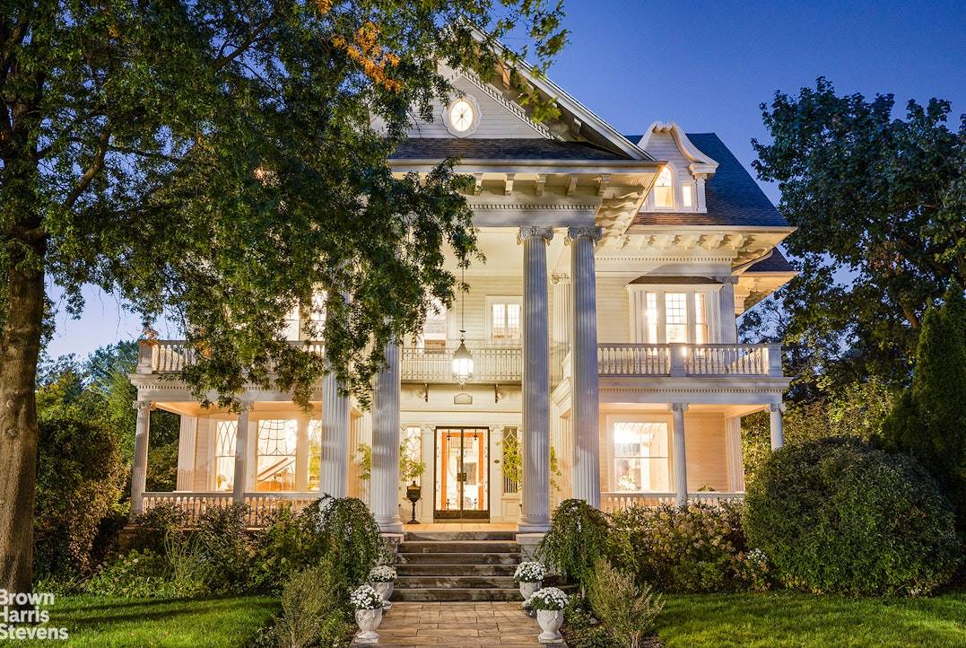 Brooklyn, NY 11226,1305 ALBEMARLE Road