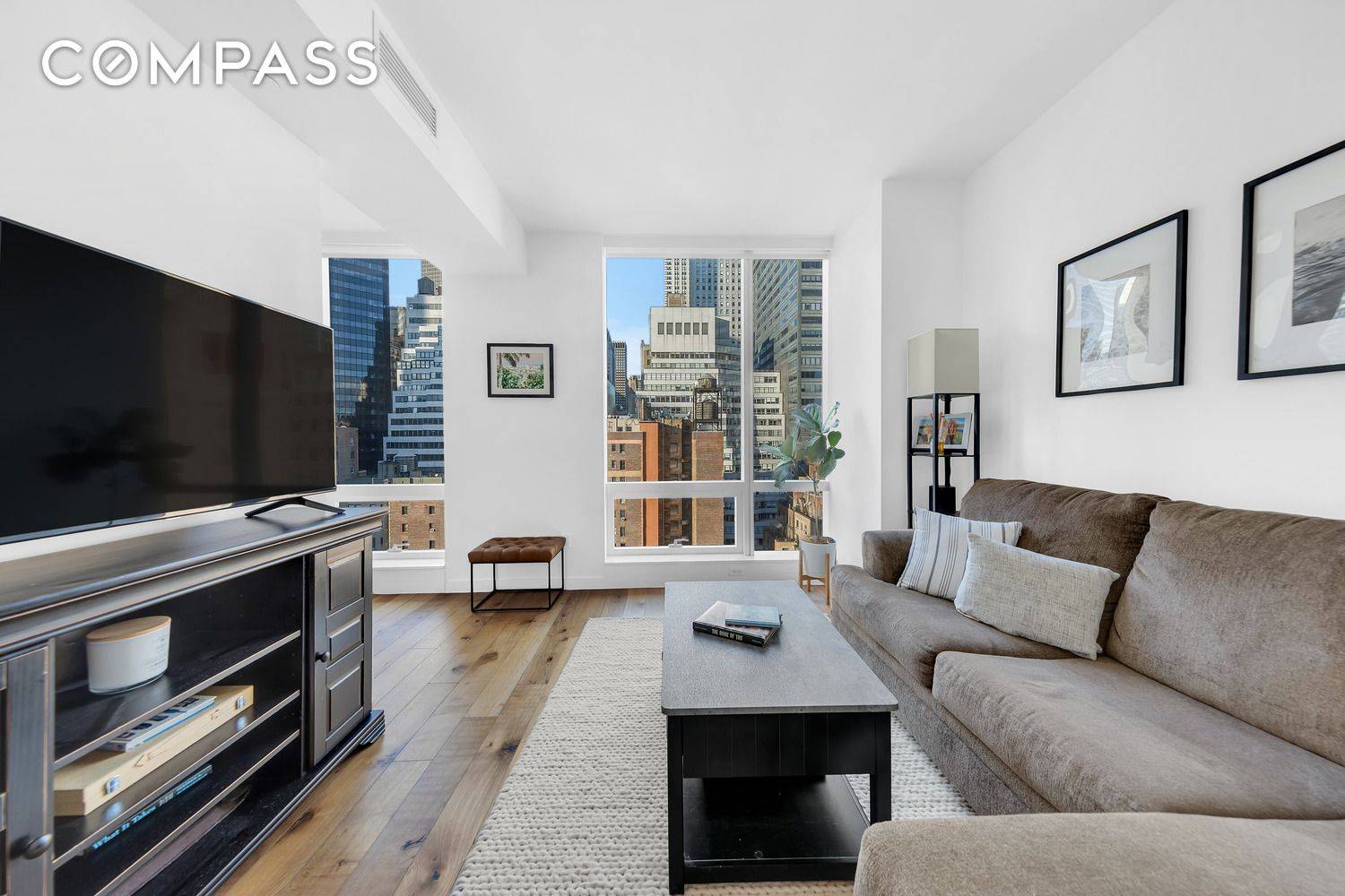 Manhattan, NY 10016,325 Lexington Avenue #16C
