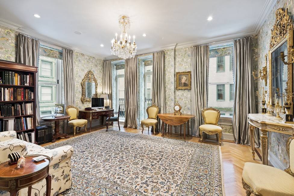 Manhattan, NY 10019,1 CENTRAL Park S #706