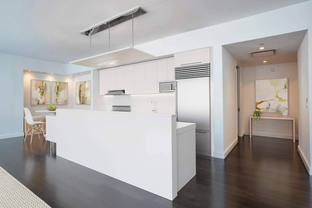 Manhattan, NY 10013,505 Greenwich Street #3D