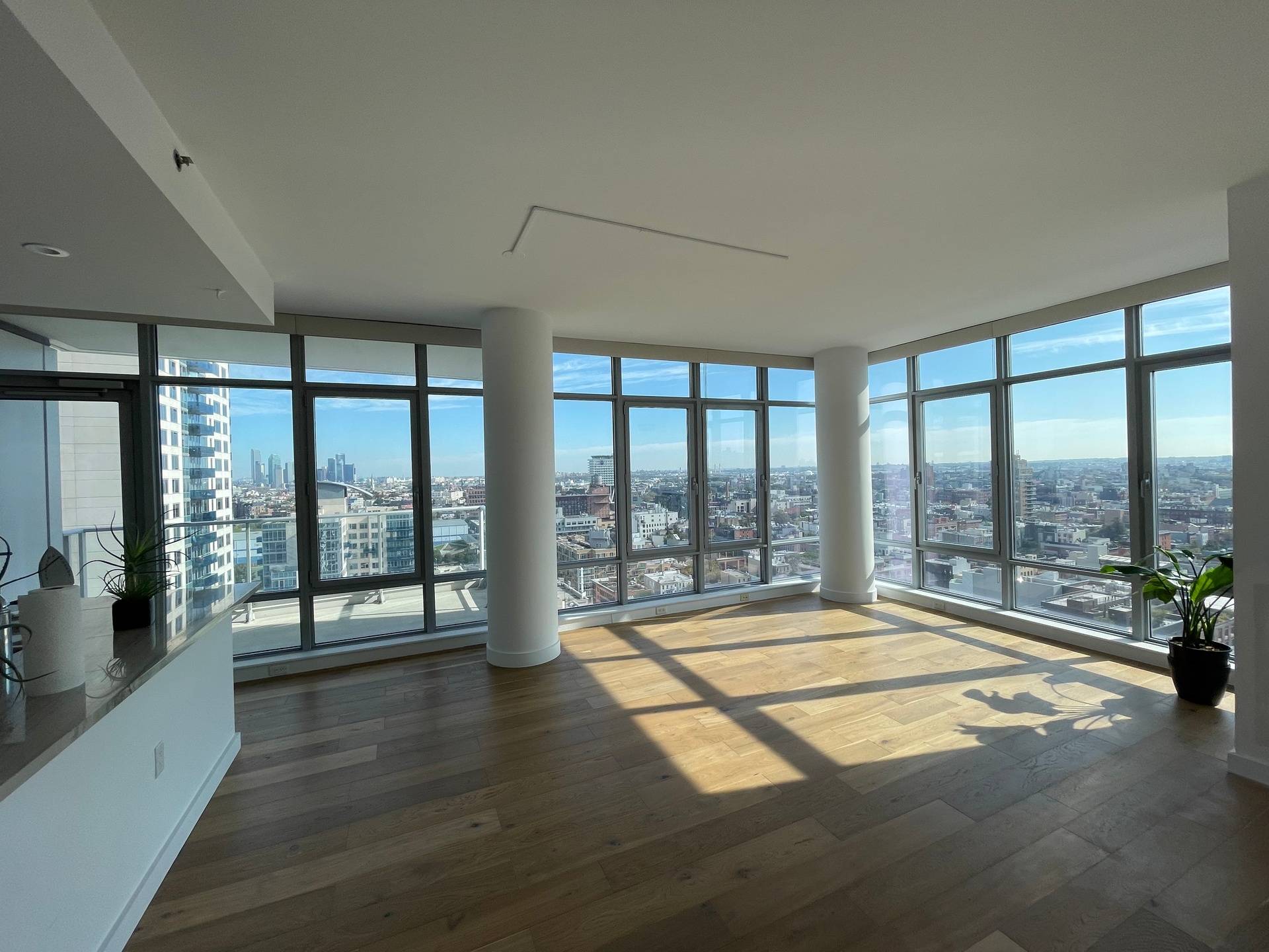 Brooklyn, NY 11249,1 Northside Piers #21-J