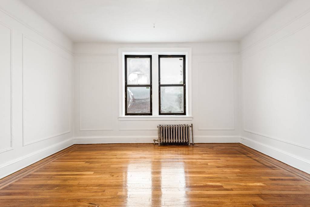 Queens, NY 11377,39-75 56th Street #3C