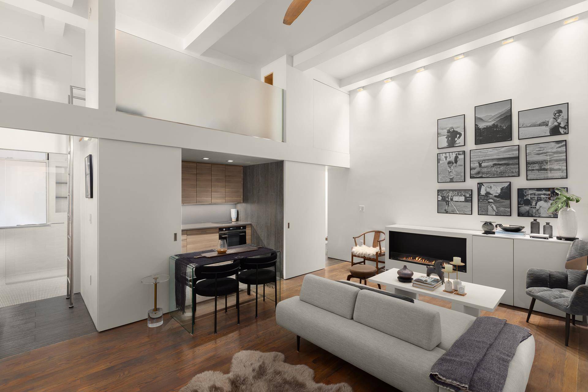 Manhattan, NY 10017,235 E 49TH Street #1H