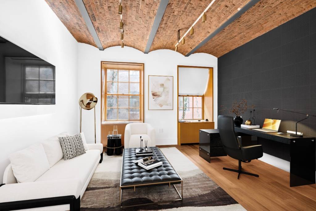 Manhattan, NY 10012,36 Bleecker Street #4A
