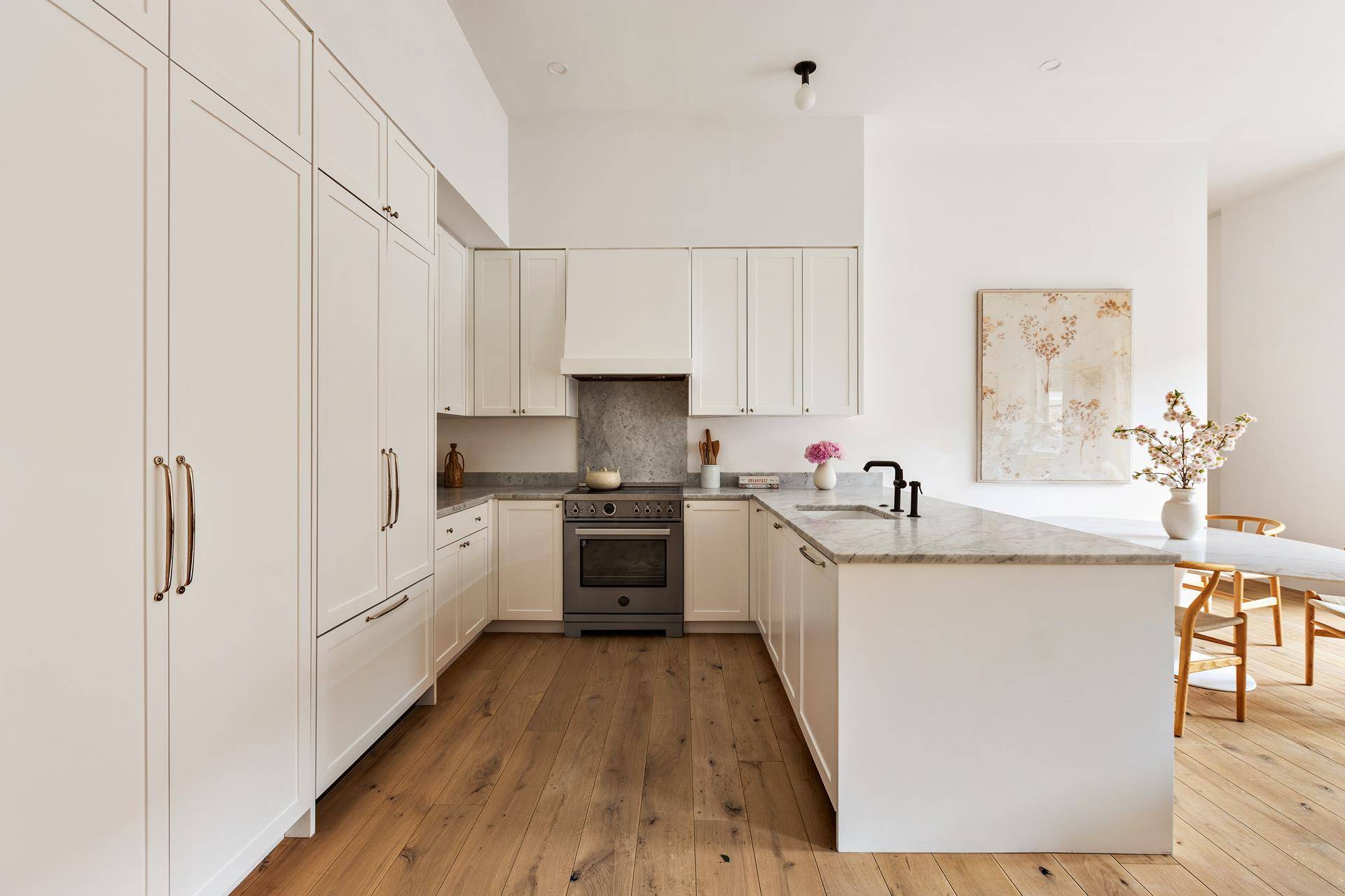 Brooklyn, NY 11233,524 HALSEY Street #105