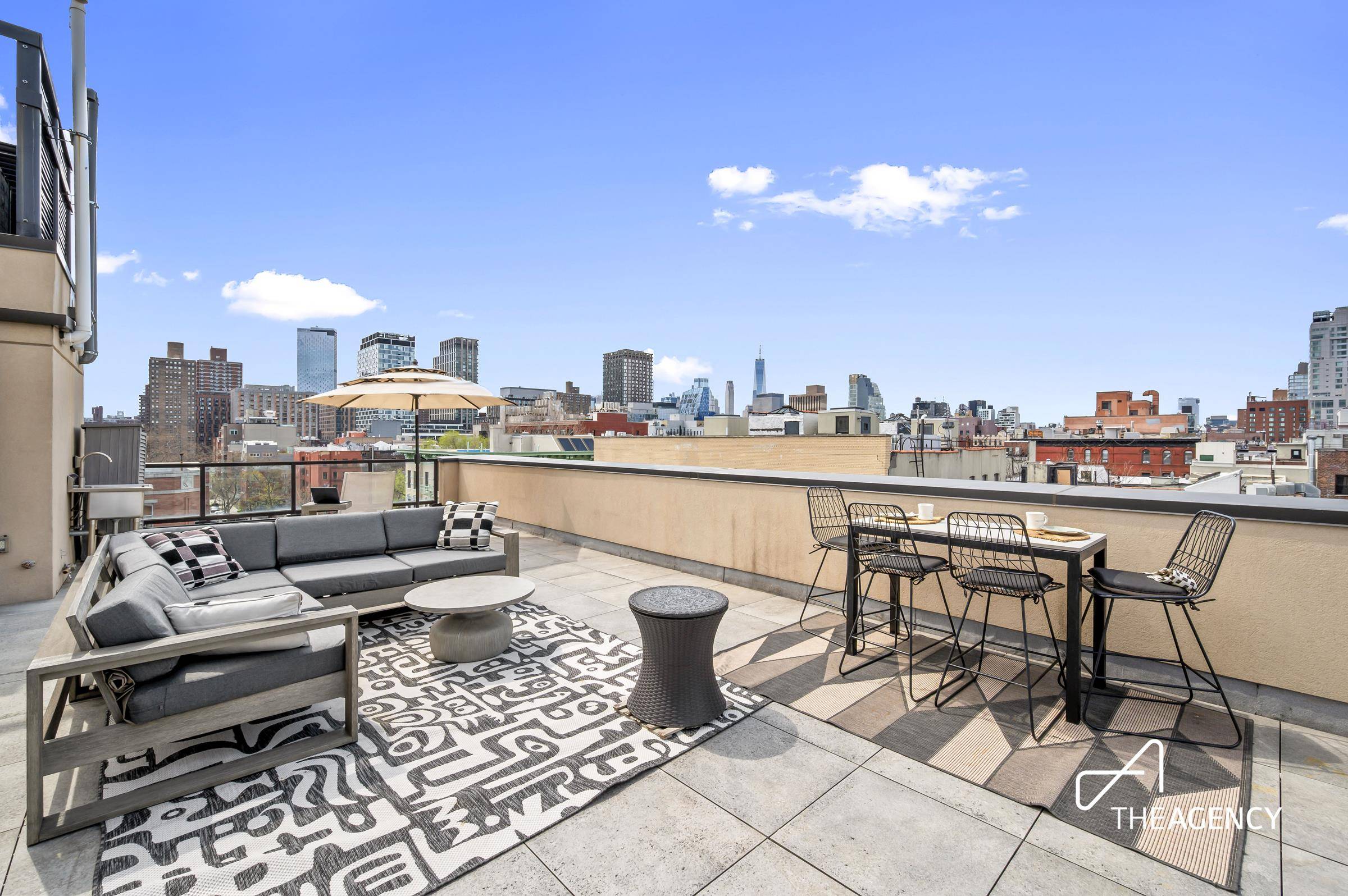 Manhattan, NY 10002,148 ATTORNEY Street #PH