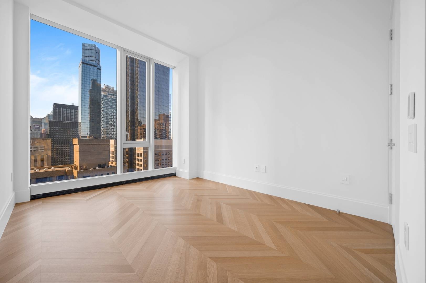 Manhattan, NY 10019,217 W 57th Street #35-E
