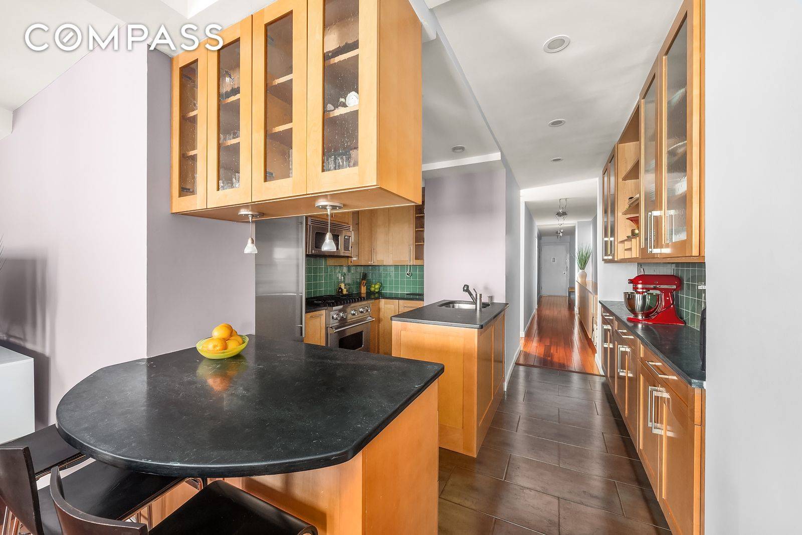 Manhattan, NY 10024,2166 Broadway #5D