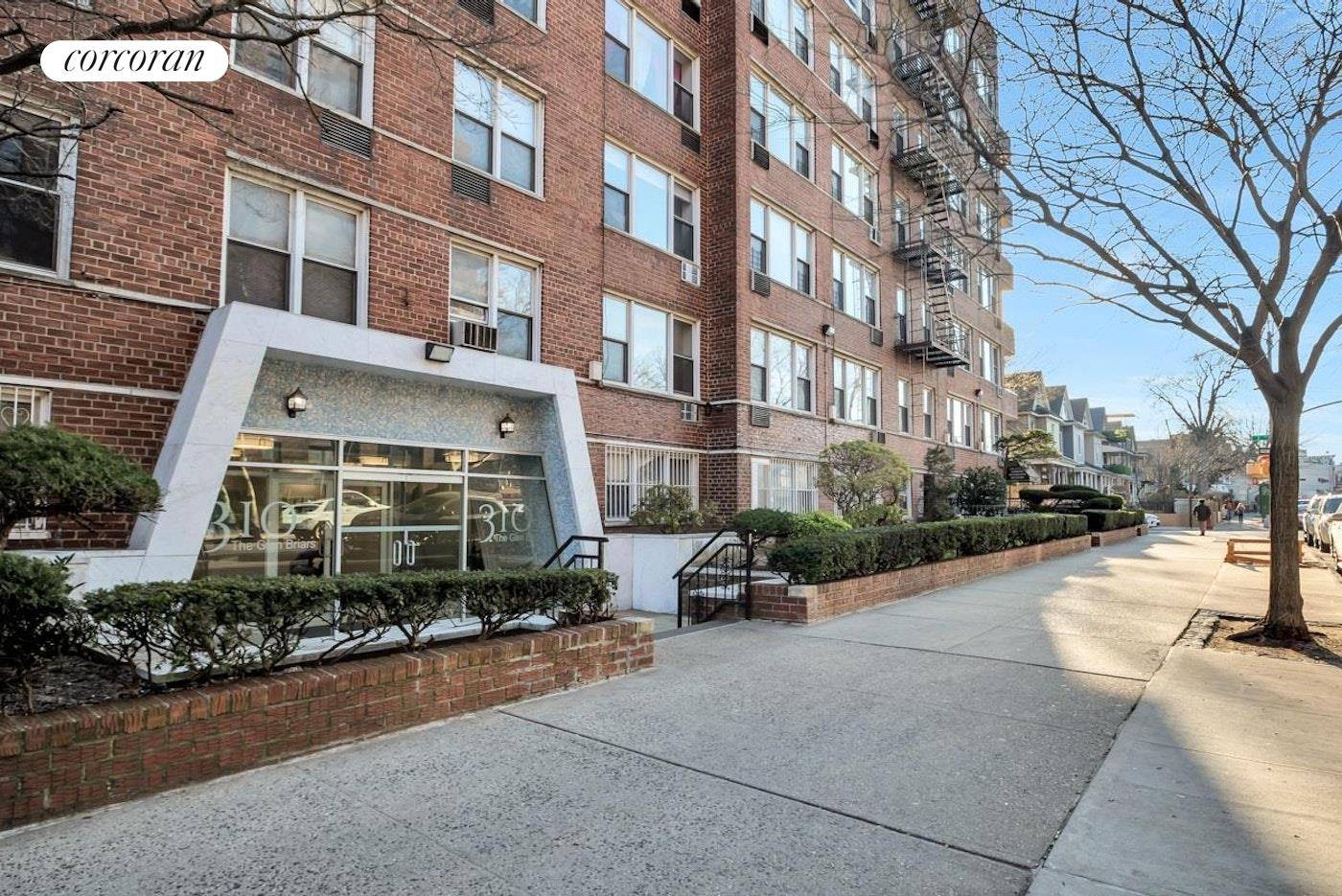 Brooklyn, NY 11218,310 BEVERLEY Road #3C