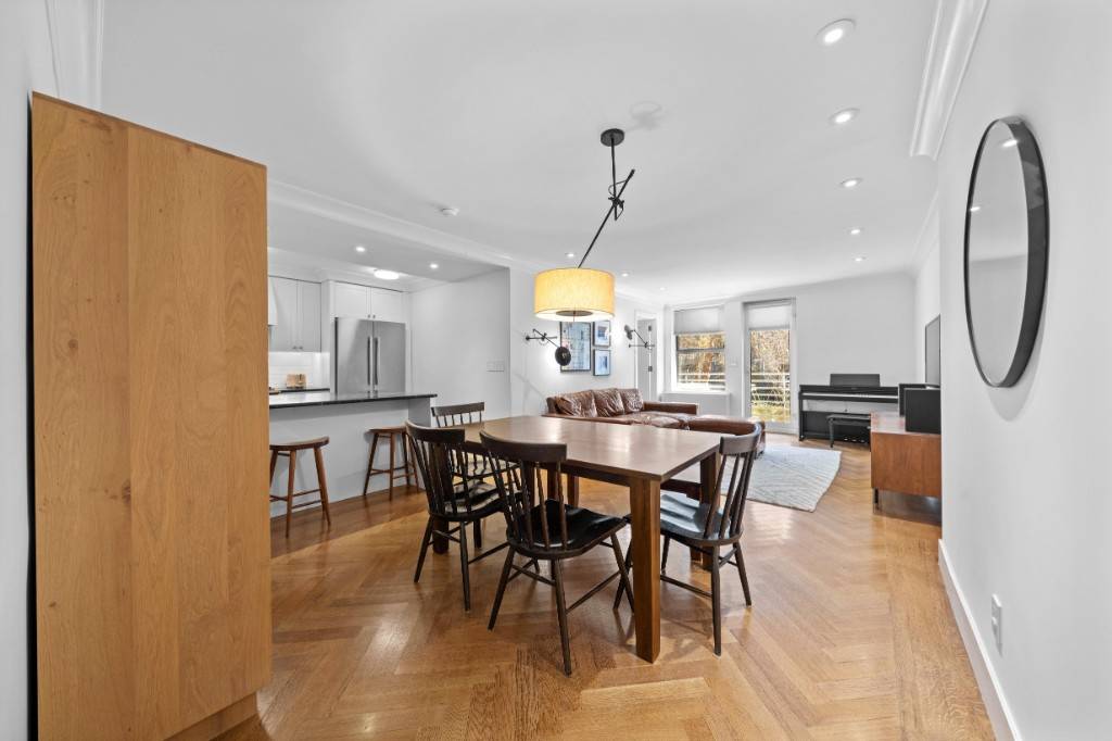 Brooklyn, NY 11217,100 Sterling Place #2A