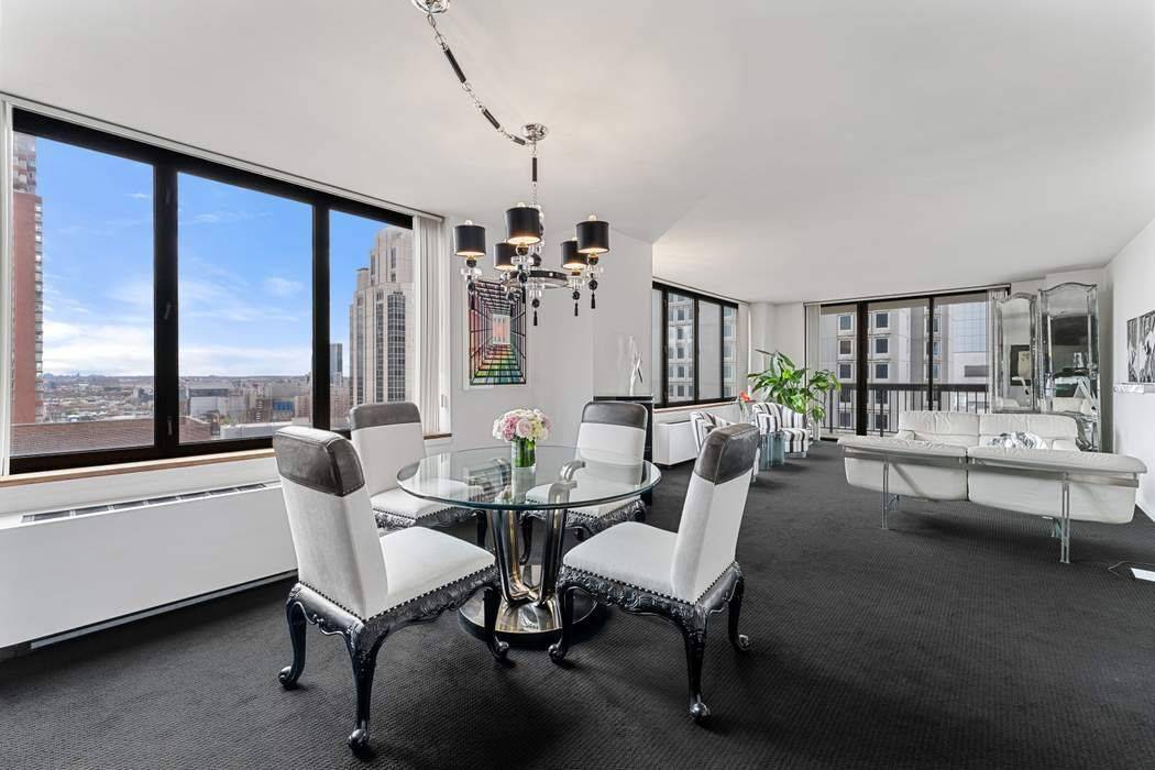 Manhattan, NY 10021,422 E 72nd Street #25C