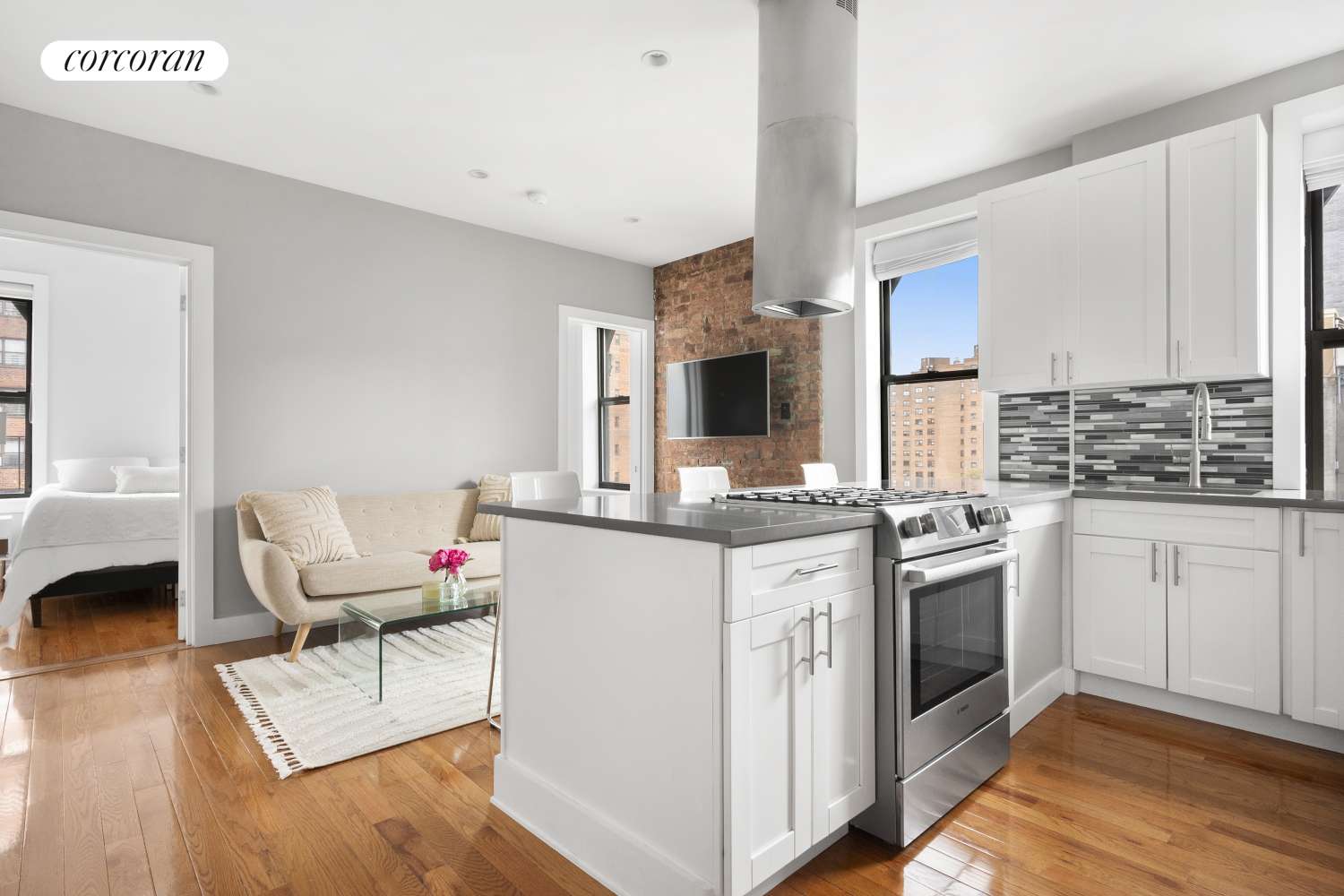 Manhattan, NY 10009,327 E 3RD Street #5A