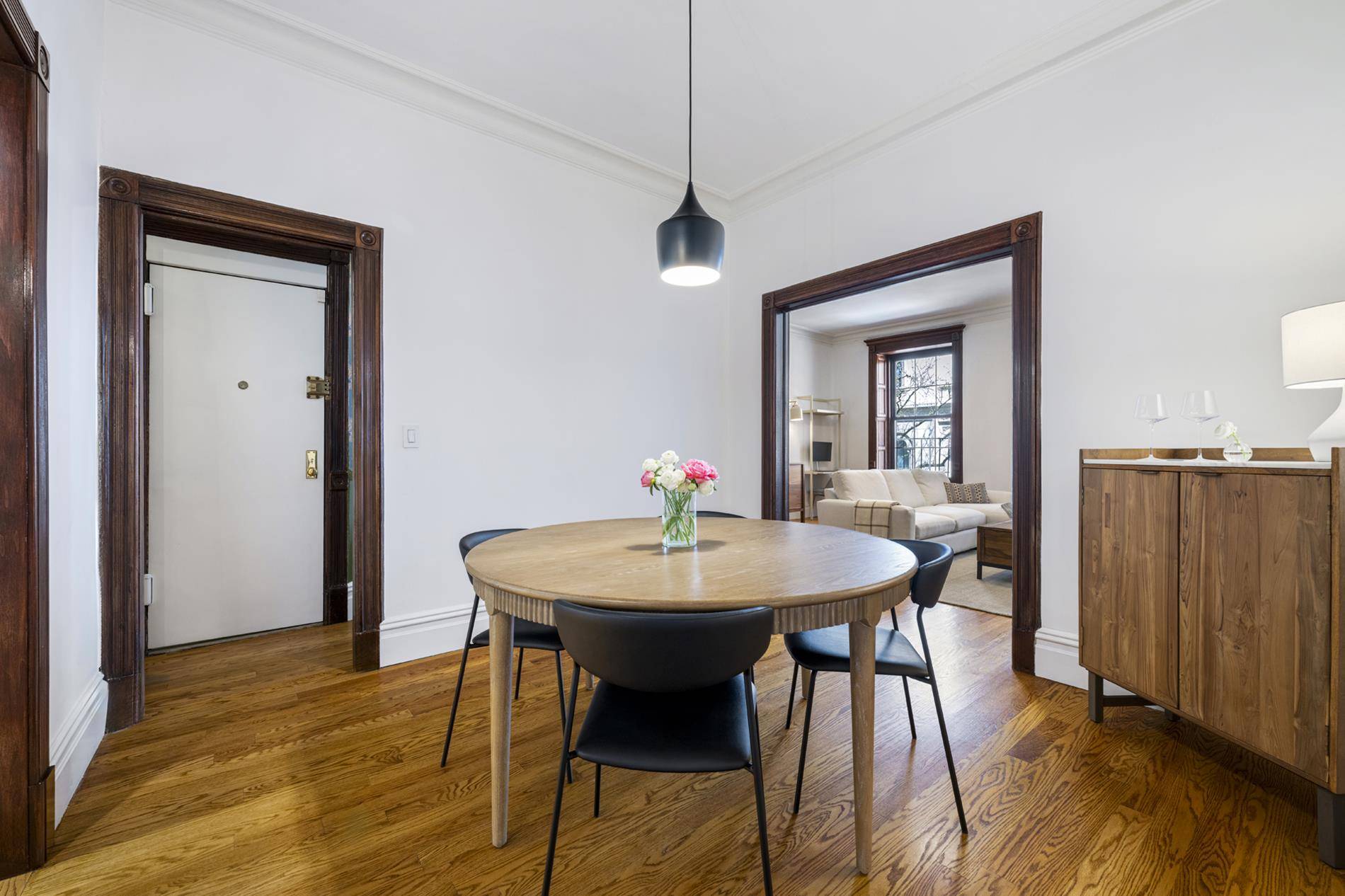Manhattan, NY 10028,120 E 85th Street #2-E