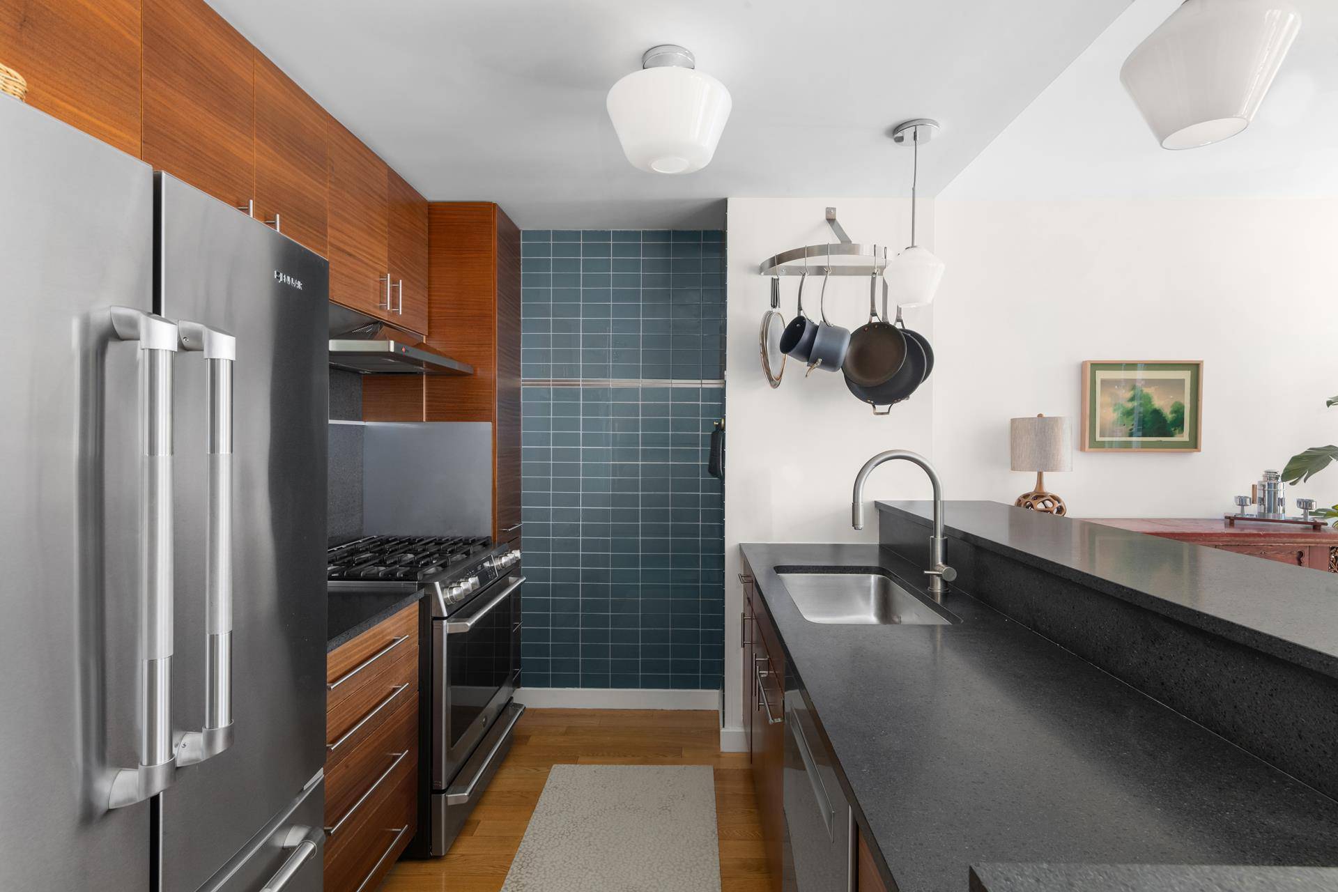 Manhattan, NY 10023,225 W 60TH Street #14F