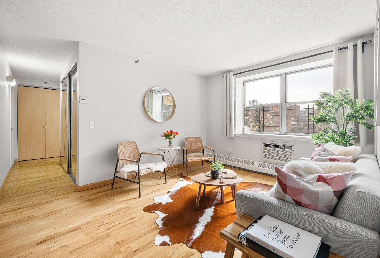 Manhattan, NY 10035,1825 MADISON Avenue #3A