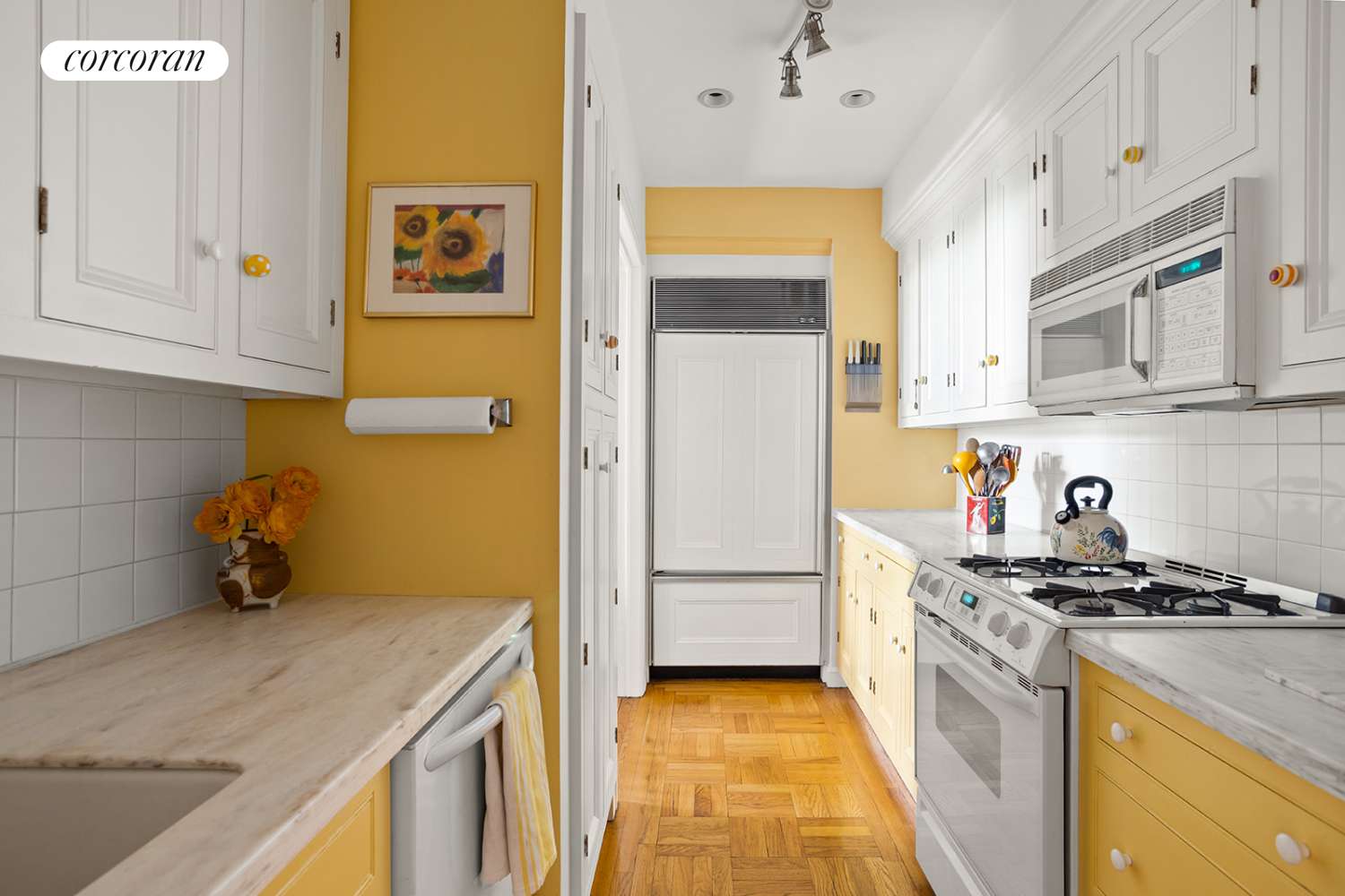 Manhattan, NY 10033,116 PINEHURST Avenue #C15