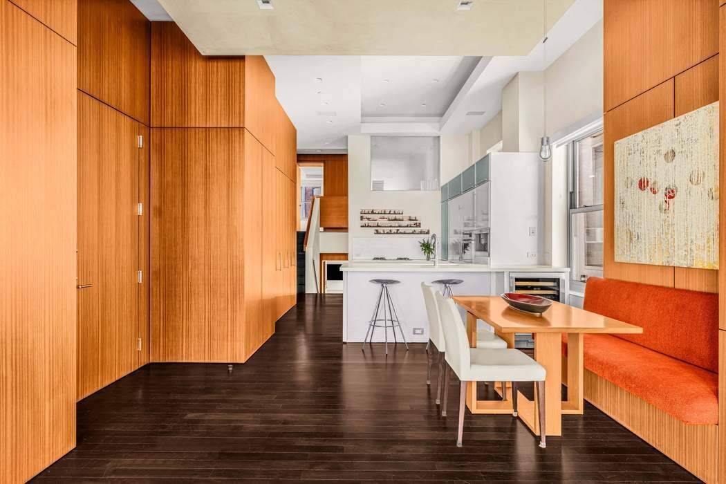 Manhattan, NY 10012,92 Greene Street #4