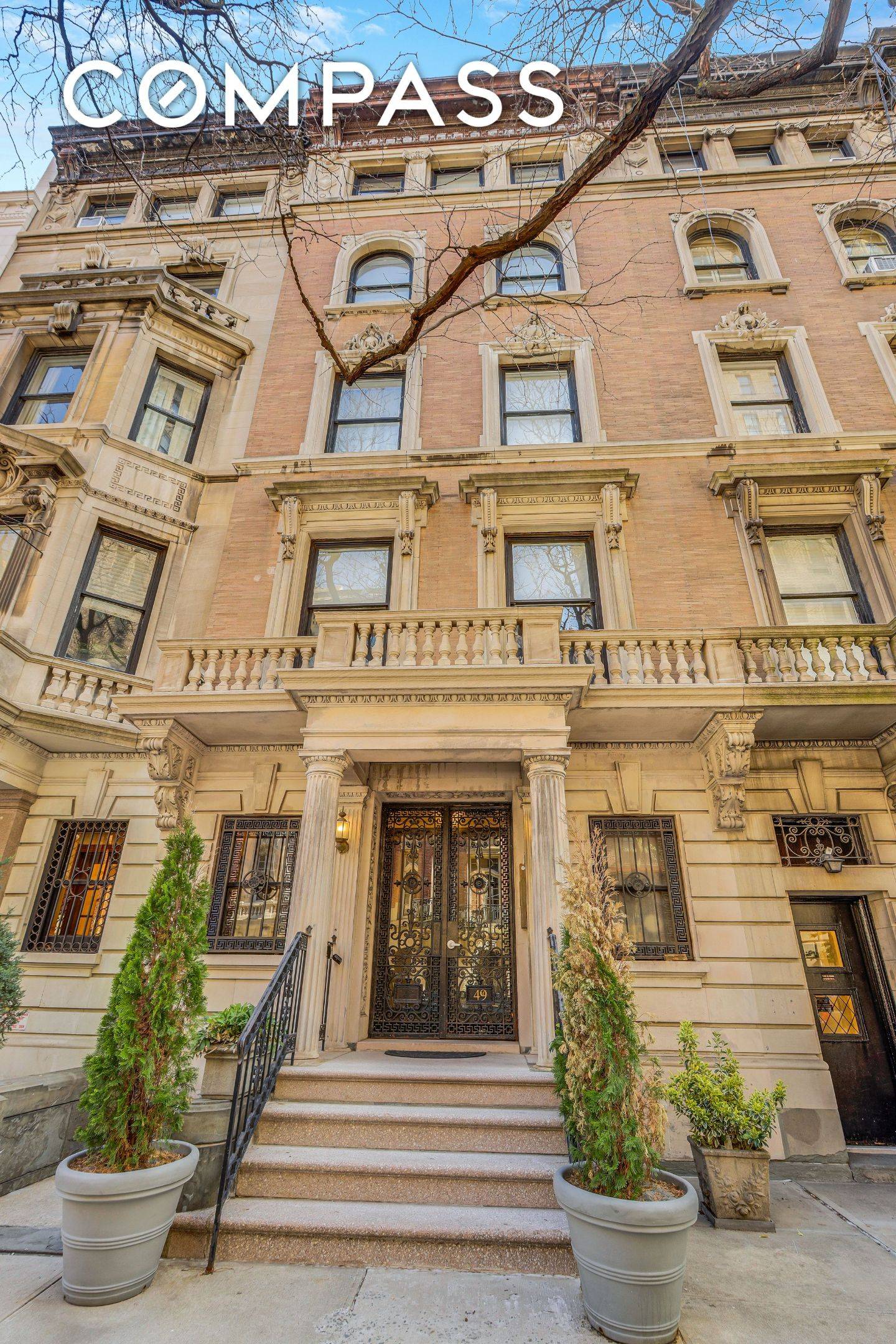 Manhattan, NY 10021,49 E 74th Street