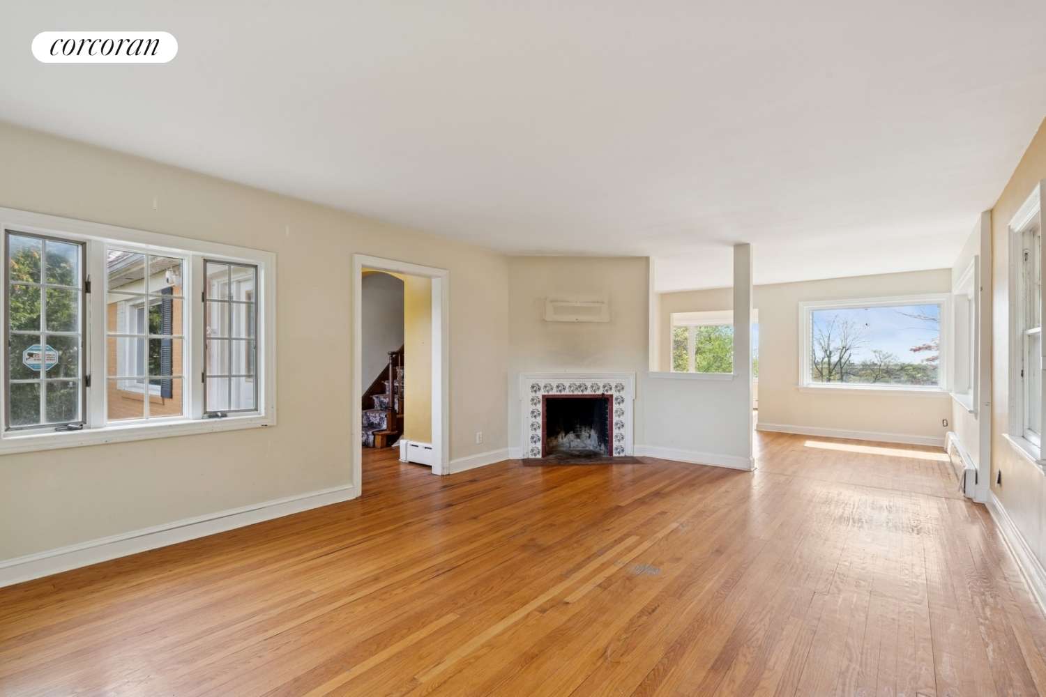 Statenisland, NY 10304,1197 TODT HILL Road